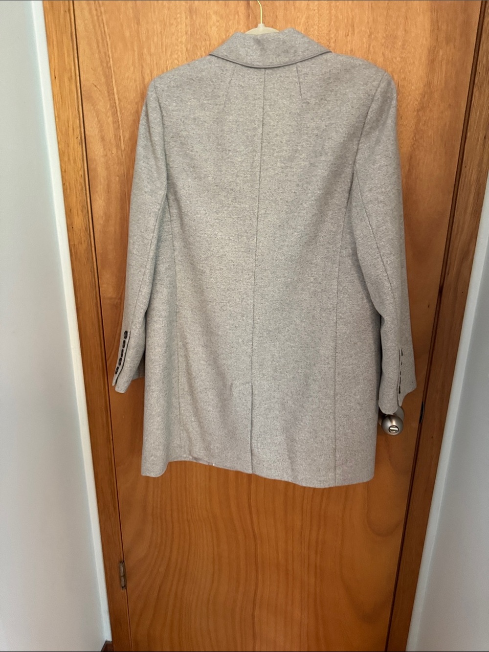 Banana Republic Heather Gray Single-Button Wool-Blend Coat - Picture 4 of 16